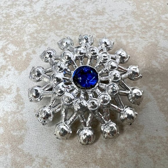 Vintage Silver Tone Deep Blue Rhinestone Snowflake Brooch Pin - Picture 3 of 4
